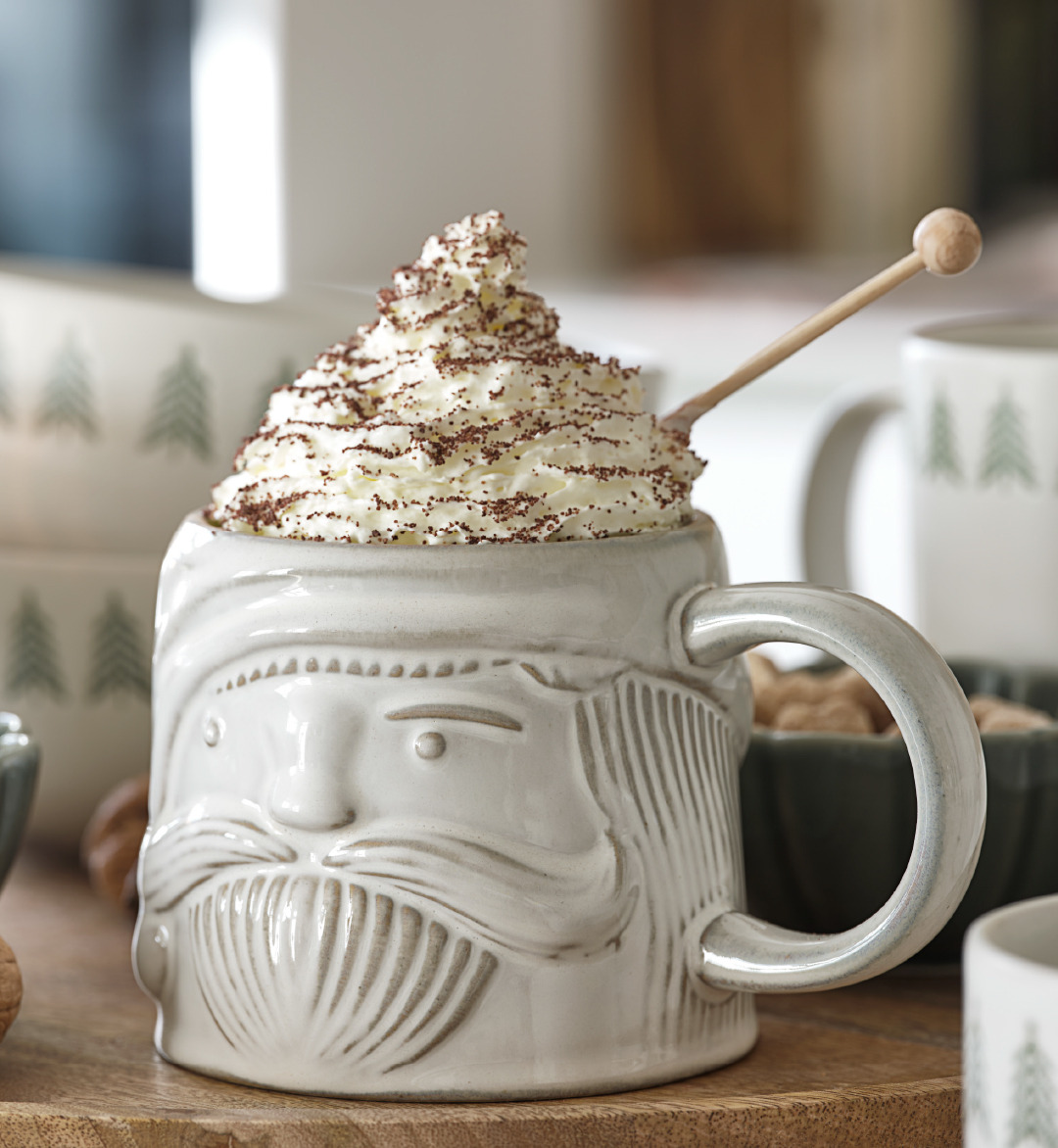 Christmas mug with a solid cream hat and cocoa sprinkle